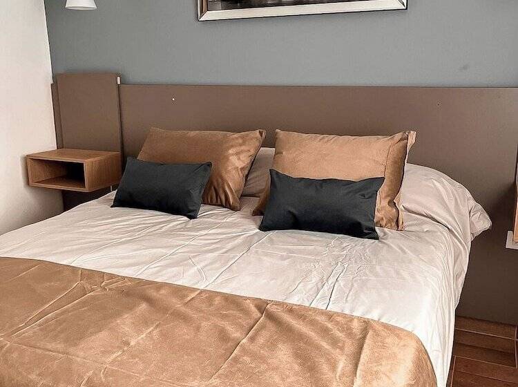 Номер Стандарт, Ayres Apart