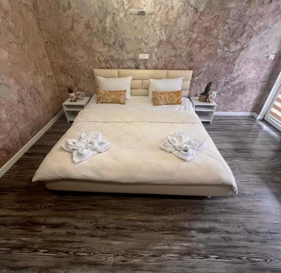 Standard Room, Sea And Mountain