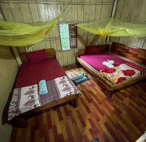 Трехместный Номер Стандарт Совместная Ванная, Sweet View Guesthouse