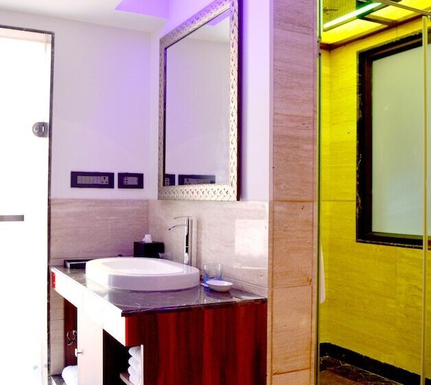 Президентский Люкс, Planet Hollywood Beach Resort Goa