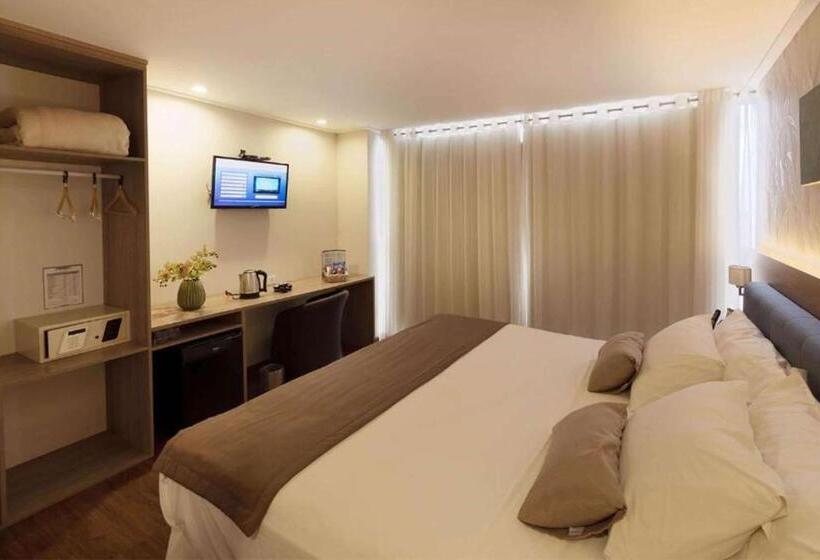 اتاق سوپریور سه تخته, Tryp By Wyndham Varginha Cafe Royal