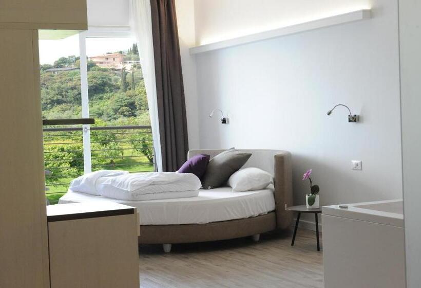 ハイドロマッサージバス付きジュニアスイート, Park Hotel Val Di Monte S