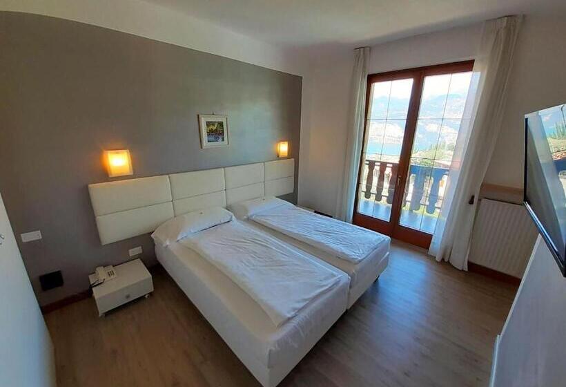 マウンテンビュースタンダードルーム, Park Hotel Val Di Monte S