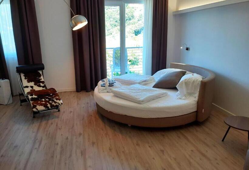 ハイドロマッサージバス付きジュニアスイート, Park Hotel Val Di Monte S