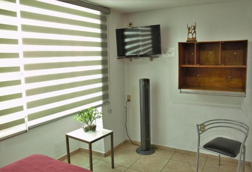 スタンダード４人部屋, Hostel Lit Guadalajara