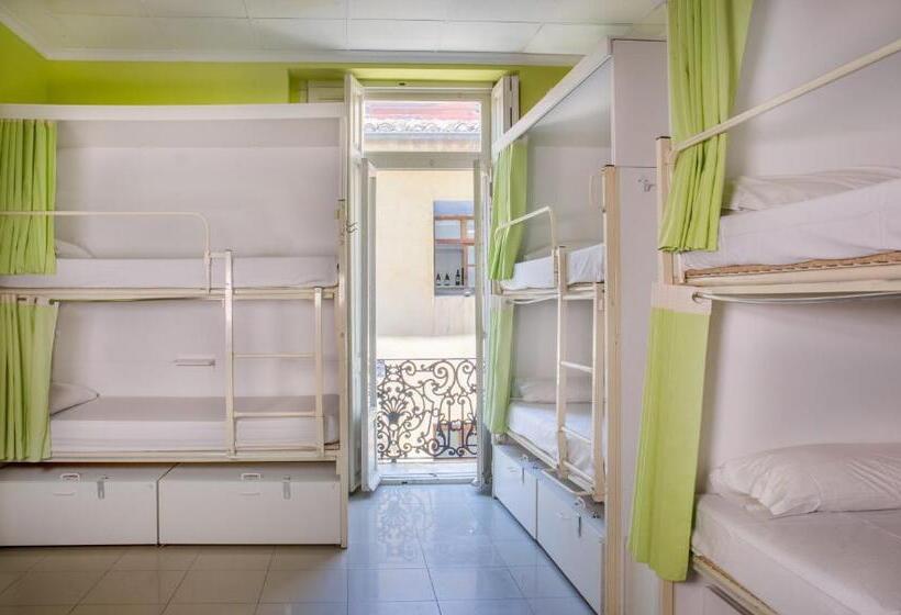 غرفة عائلية حمام مشترك, River Hostel
