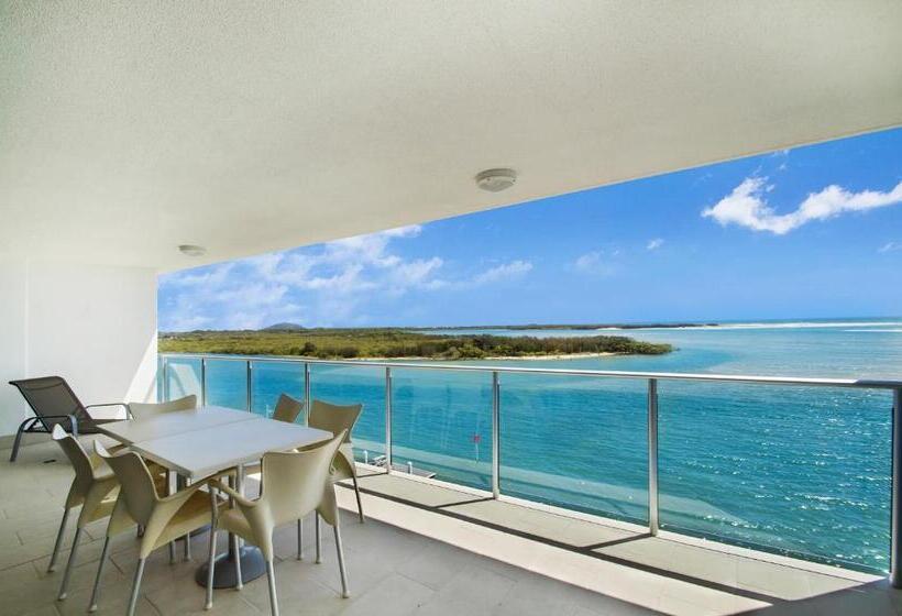 带2个卧室带海景的公寓, Waves Maroochy River