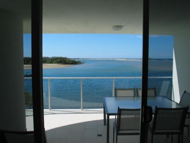 Апартаменты 2 Спальни Вид на Море, Waves Maroochy River
