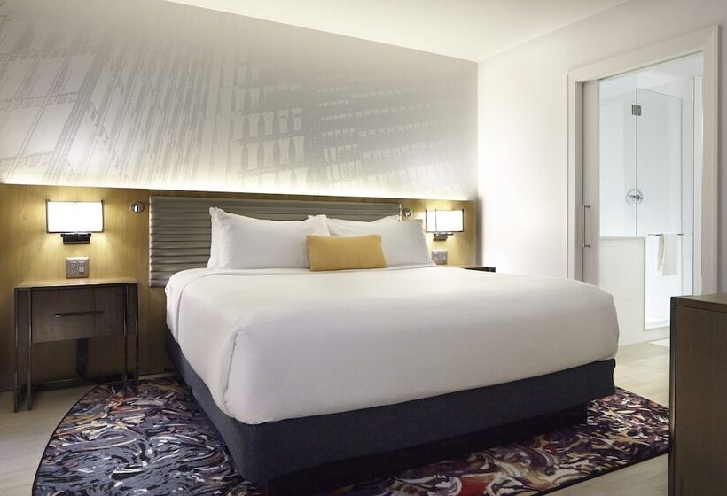 Люкс Адаптированный для Инвалидов, Indigo Atlanta Downtown, An Ihg