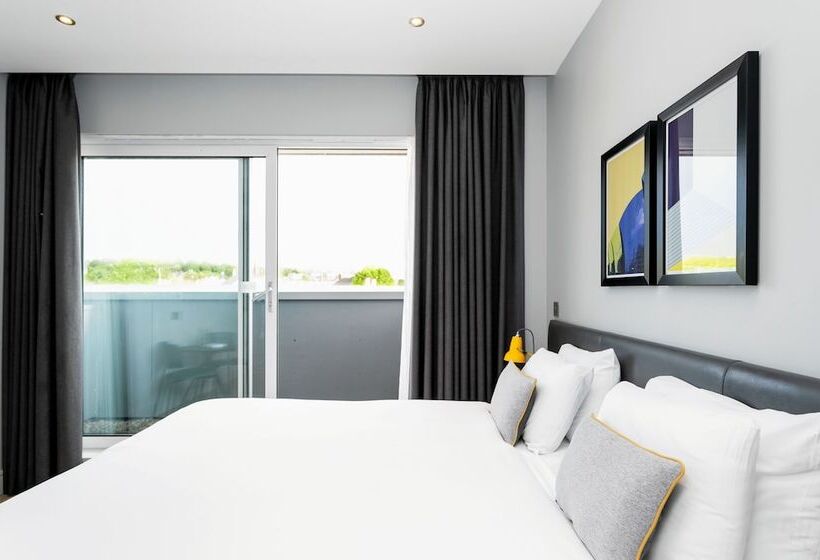 Студия Стандарт, Staycity Aparthotels London Greenwich High Road