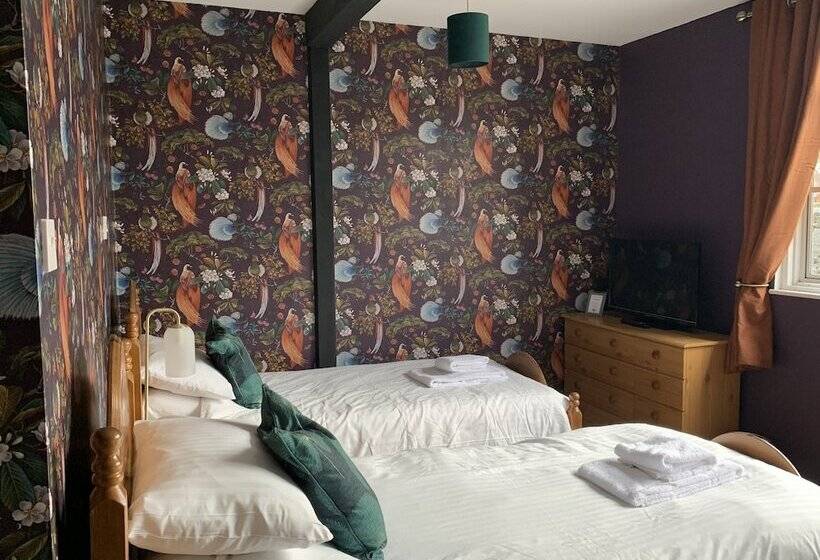 Номер Стандарт, Waverley B & B
