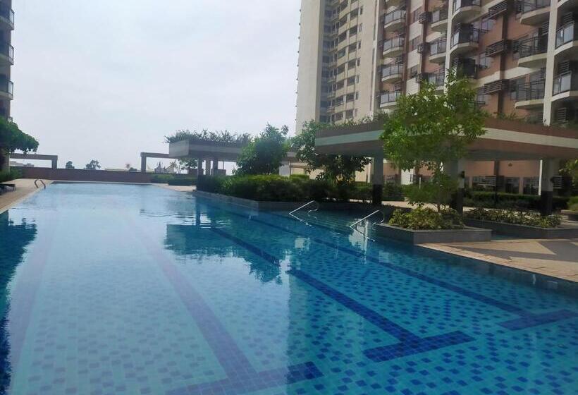 חדר משפחתי, Le 10 The Radiance Manila Bay