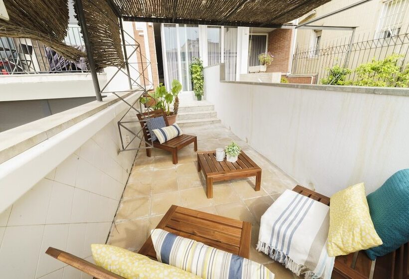 Номер Стандарт с Террасой, Bypillow House