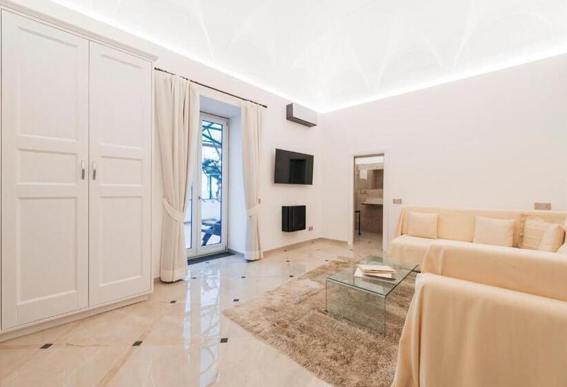 Люкс Superior Вид на Море, Villa Magia