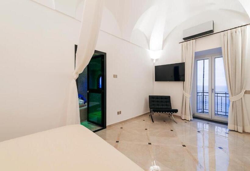 Люкс Superior Вид на Море, Villa Magia