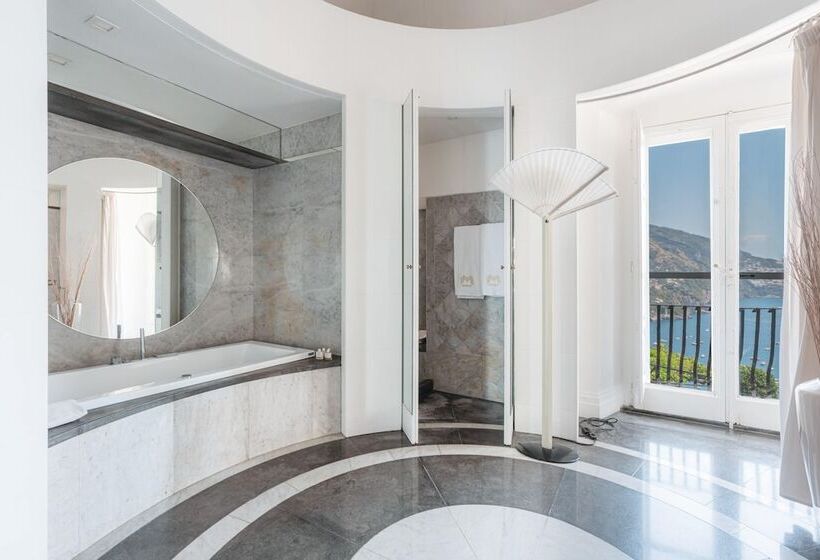 سوییت با چشمانداز دریا, Villa Magia