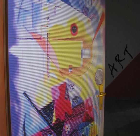 Четырехместный Номер Стандарт, Art
