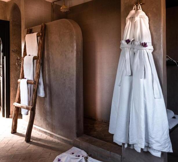 Номер Стандарт, The Capaldi Hotel, Restaurant & Spa