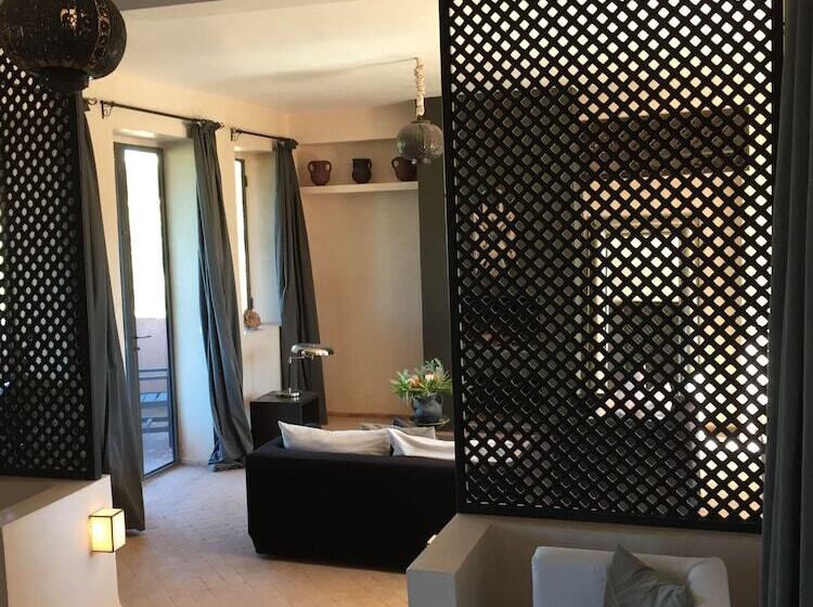 Люкс Повышенной Комфортности, The Capaldi Hotel, Restaurant & Spa