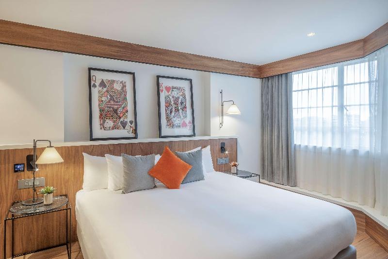 Люкс, The Level At Melia White House