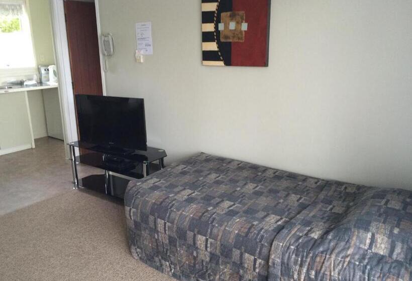 Апартаменты 1 Спальня, North End Motel