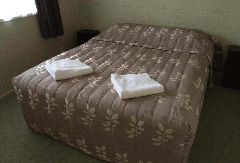 Апартаменты 2 Спальни, North End Motel