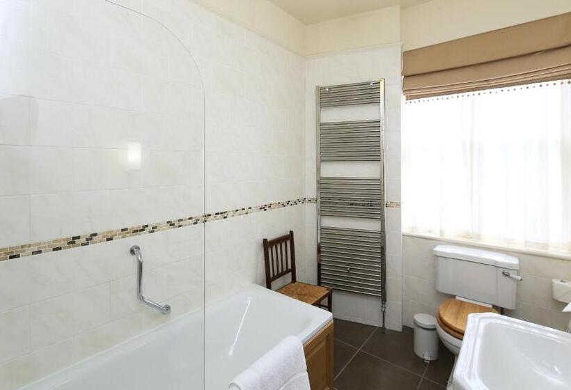 Люкс 2 Спальни, The Old Vicarage Dolfor