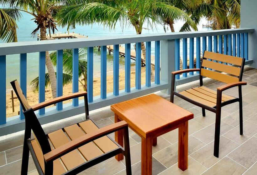 Полулюкс Вид на Море, Parrot Cove Lodge