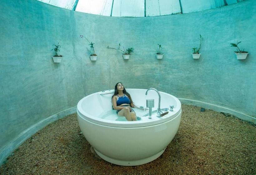 Пентхаус Люкс, Villa Thawthisa