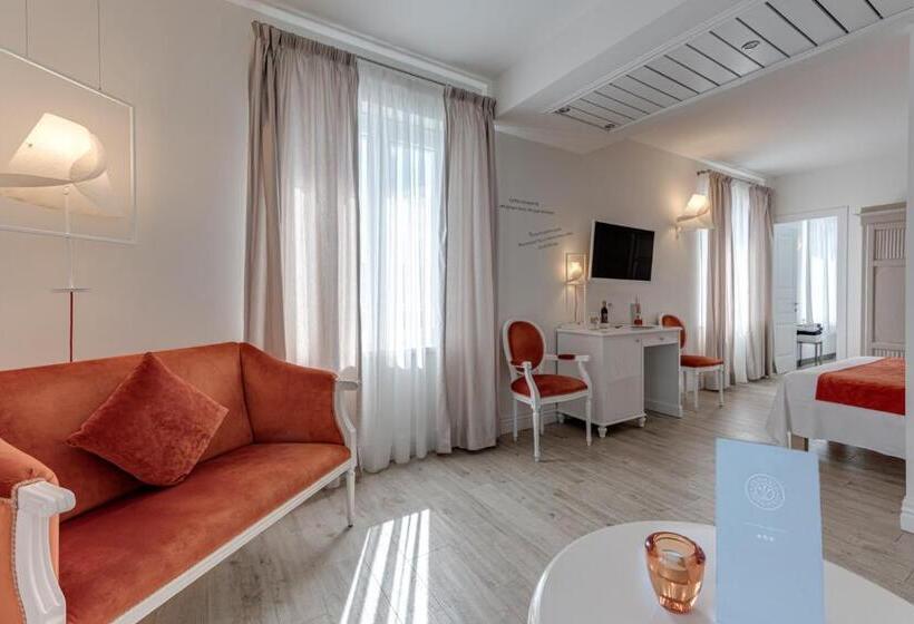 プレステージスイート, Boutique Villa Liberty   Dépendance   Borgo Capitano Collection   Albergo Diffuso