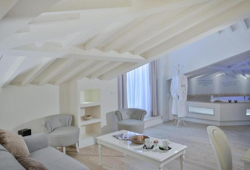 Suite with Terrace, Boutique Villa Liberty   Dépendance   Borgo Capitano Collection   Albergo Diffuso