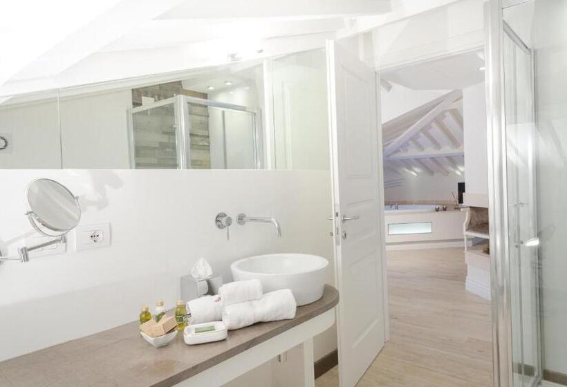 テラス付スイート, Boutique Villa Liberty   Dépendance   Borgo Capitano Collection   Albergo Diffuso