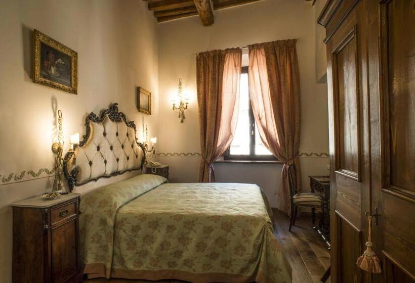Номер Стандарт, Palazzo Pacini
