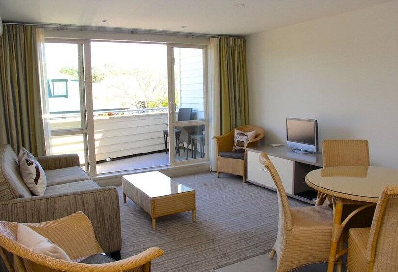 Апартаменты Deluxe 2 Спальни, Hananui Lodge And Apartments