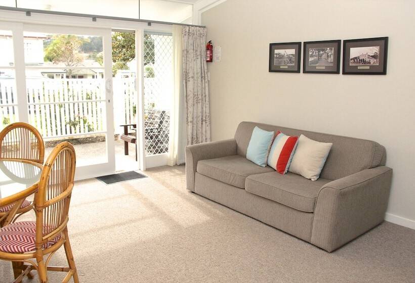 Апартаменты Внутренние 1 Спальня, Hananui Lodge And Apartments