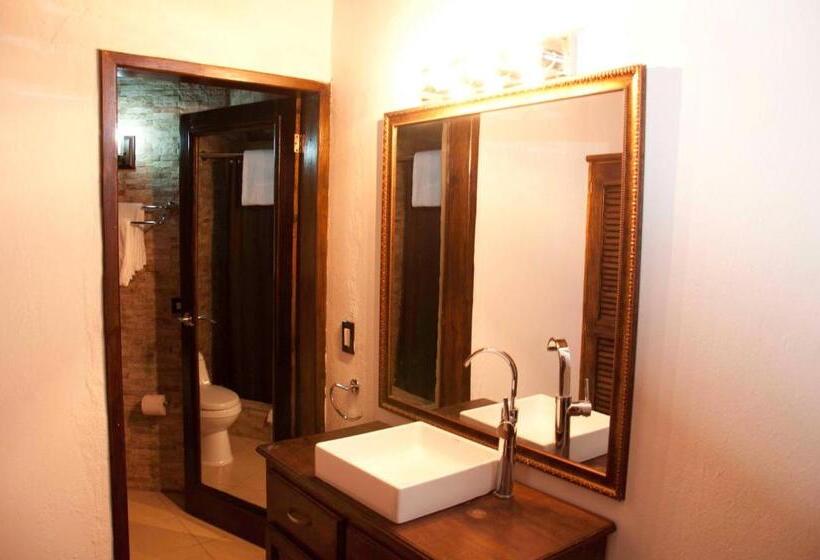 اتاق لوکس, La Maison