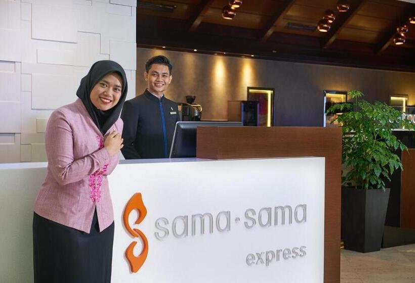 Номер Superior, Sama Sama Express Klia Terminal 1   Airside Transit