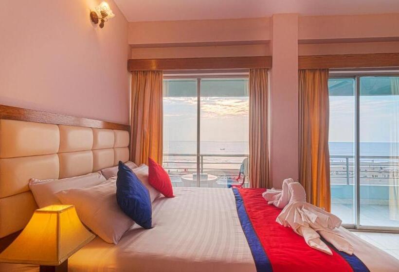 اتاق لوکس با چشم‌انداز دریا, Sea Crown