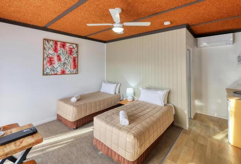 Номер Стандарт, Motel Meneres
