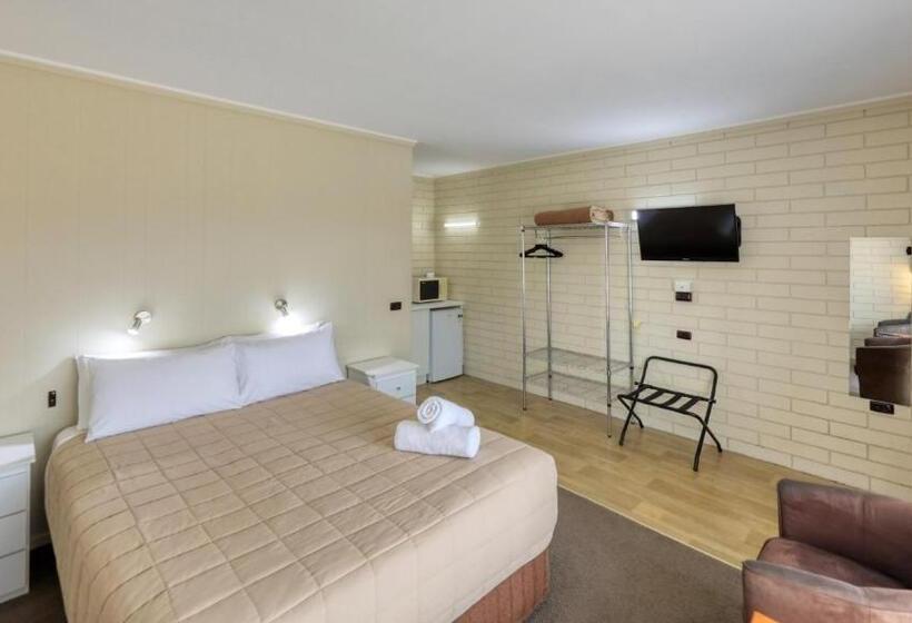 Номер Стандарт, Motel Meneres