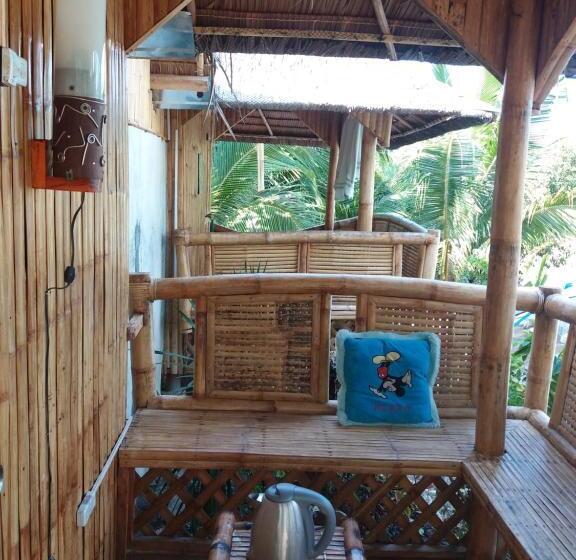 스탠다드 룸 호수 전망, Villa Catalina Leisure Resort