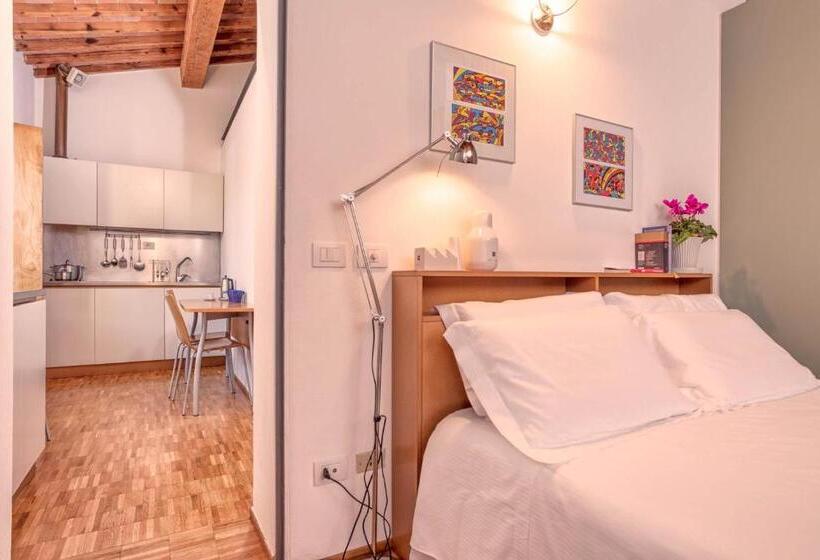 テラスつきの２ベッドルームアパートメント, Casale Del Mare