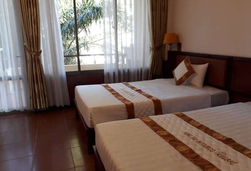 اتاق سوپریور با چشم‌انداز باغ, Vung Tau Intourco Resort