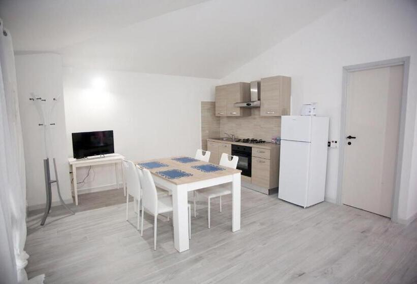 Полулюкс Одноместный с Террасой, Calasetta Residence