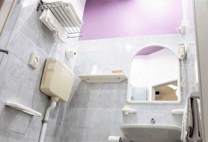 اتاق استاندارد, Aurea