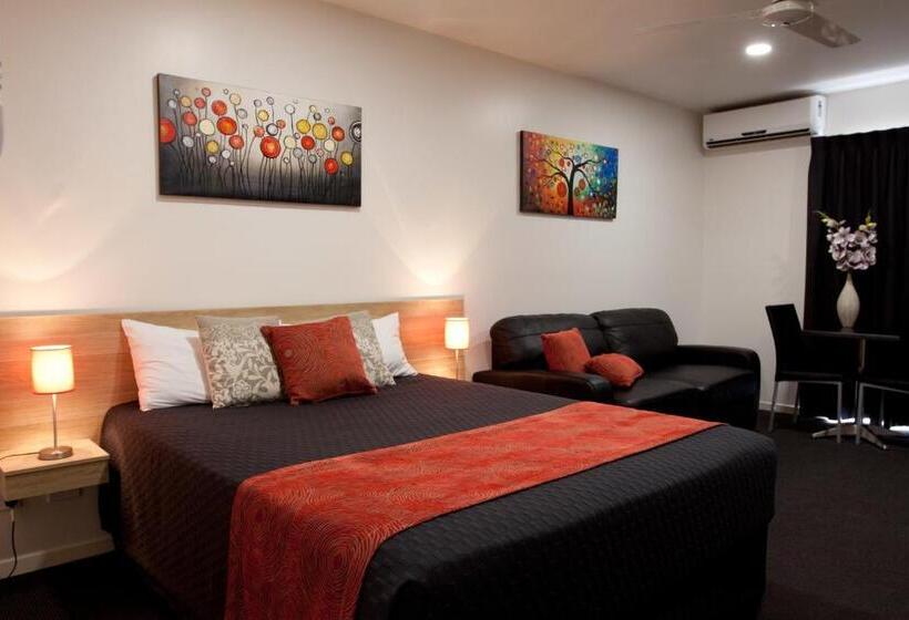 스탠다드 스튜디오, Abode37 Motel Emerald