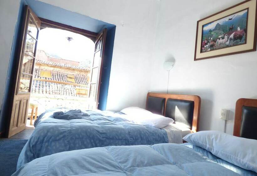 חדר סטנדרט לשלושה, Peruvian Hostal
