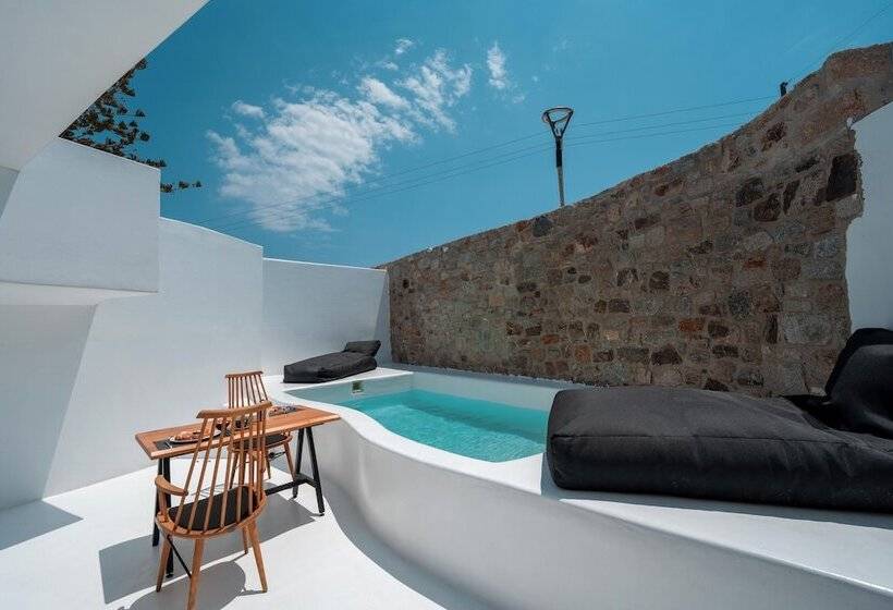 Suite with Pool, Akkadian Lgbt Boutique