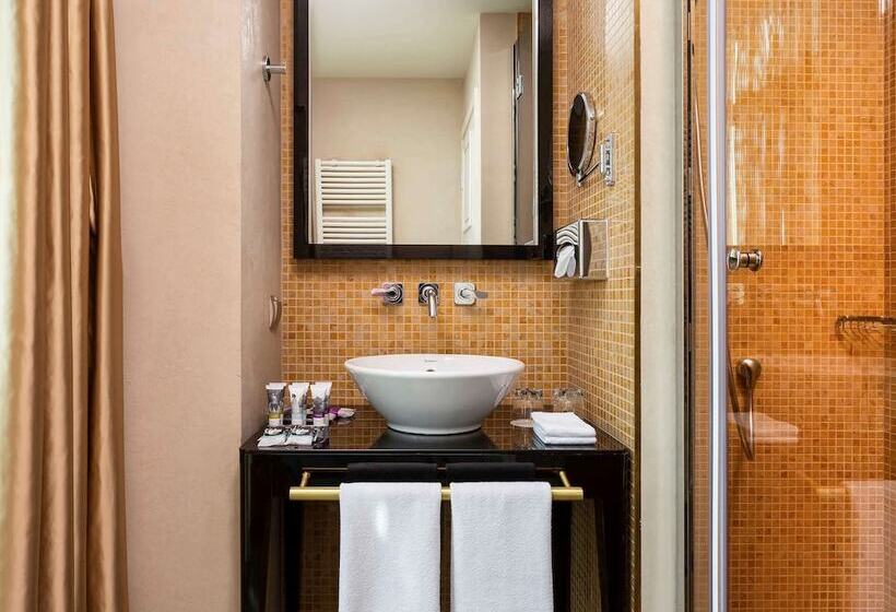 Люкс Premium 2 Спальни, Mercure Moscow Paveletskaya