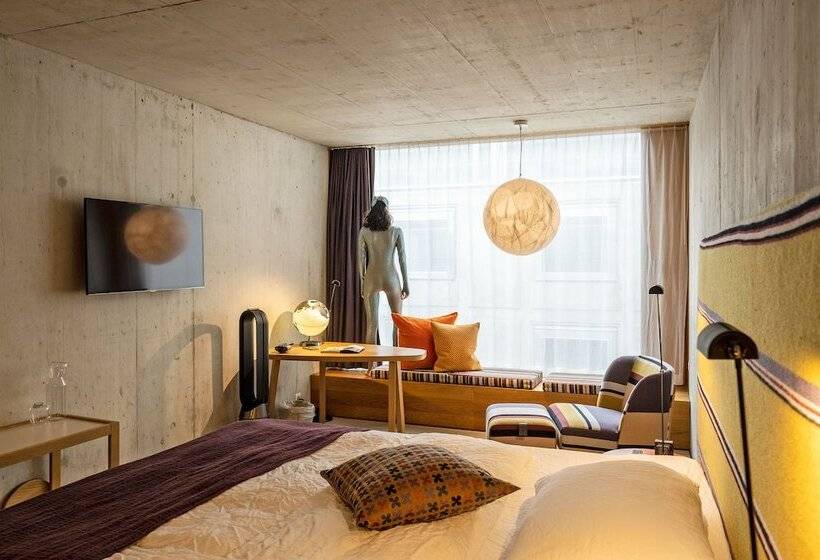 Номер Клуб, Nomad Design & Lifestyle